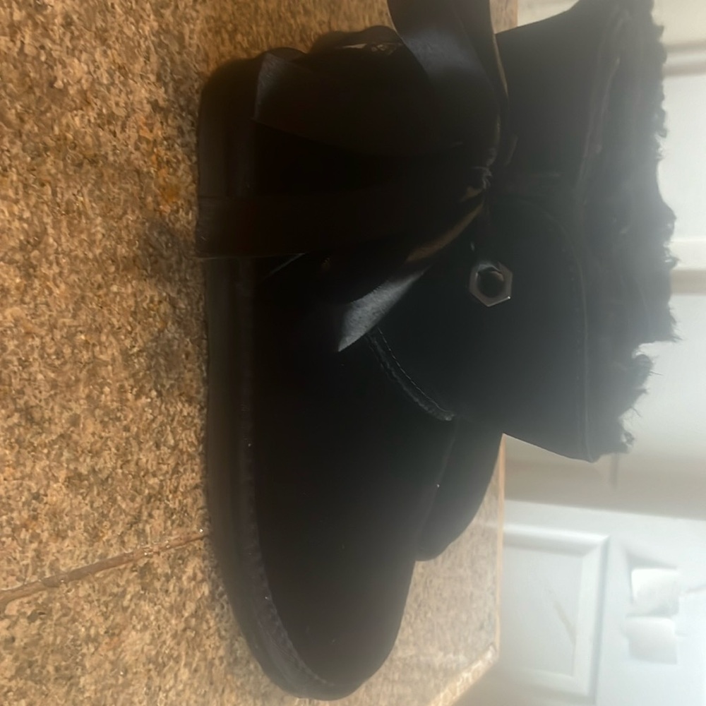 Barpaw ankle boots